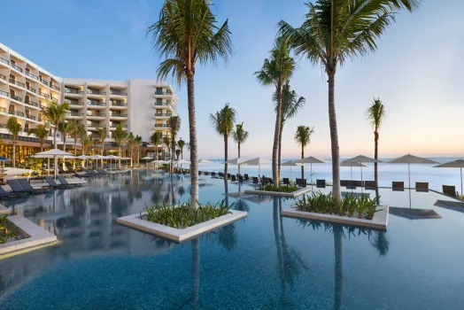 Hilton Cancun, an All-Inclusive Resort Hoteles cerca de Moon Palace Cancún