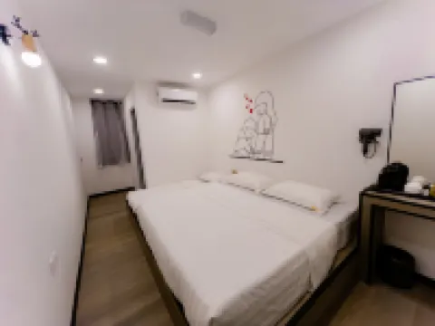 RU JIA HAI SHE HOTEL - Pensions