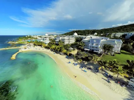 Grand Palladium Jamaica Resort & Spa All Inclusive Отели в г. Лусеа