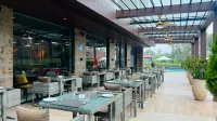 Citadines Arpora Nagoa Goa - breakfast