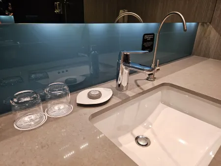 Concorde Hotel Singapore