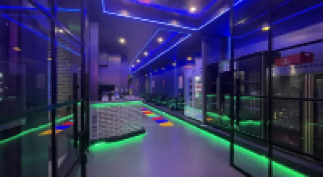 No.1 Courtyard Homestay (Lingshui Middle School HSBC Plaza)