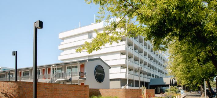 HotelMOTEL Adelaide 애들레이드 호텔