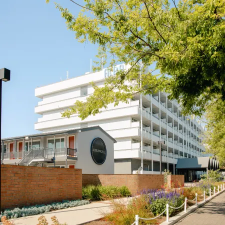 HotelMOTEL Adelaide, an EVT Hotel