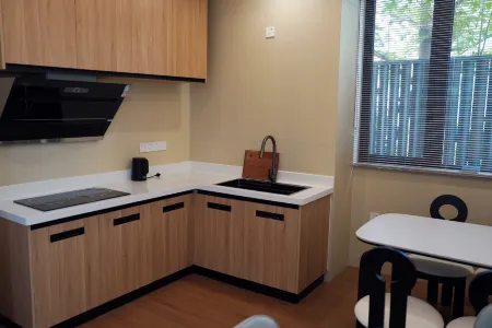 Demee Homestay Отели рядом с достопримечательностью «Gudou Hot Spring Tourist Resort»