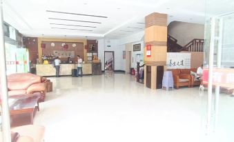 Qionghai has a business hotel