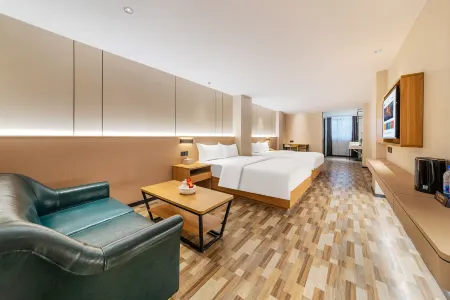 Shantou Old Town Park Zhongbo Hotel