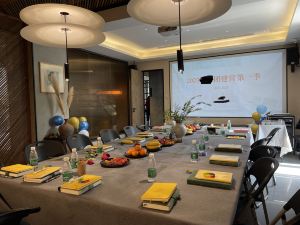 深圳耘境·見山度假美宿- 2026 深圳酒店訂房人氣優惠及住客評論｜Trip.com