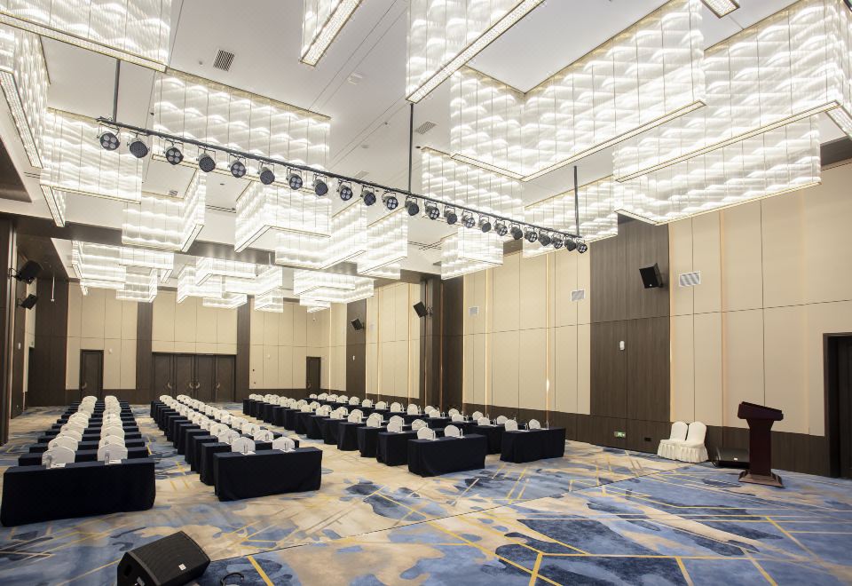 2. 허룬 인터내셔널..