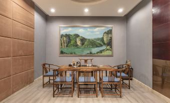 Western Wealth Boutique Hotel