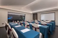 Moli Moon Bay Business Hotel (Wenfeng Park in downtown Fuyang) - Business