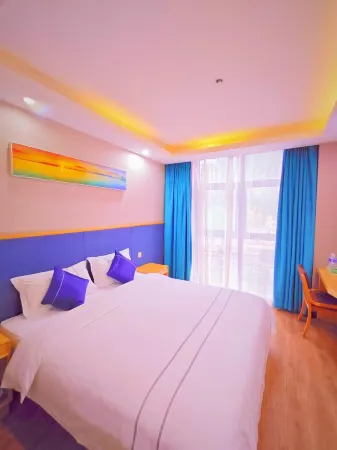 Zsmart Smart Hotel (Hangzhou International Expo Center Qianjiang Century City Subway Station Store)