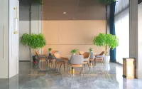 Shengxidun International Hotel (Ganzi Batang 318 National Highway)