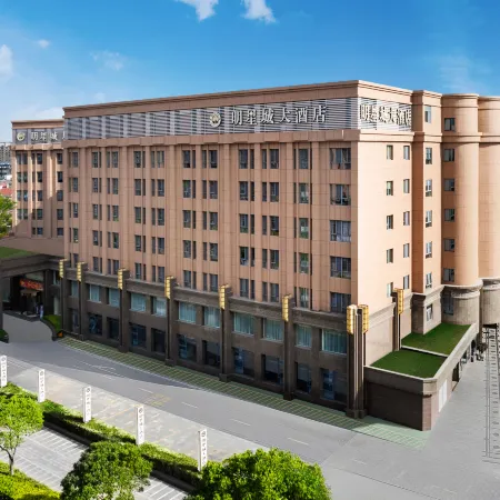 Star City Hotel