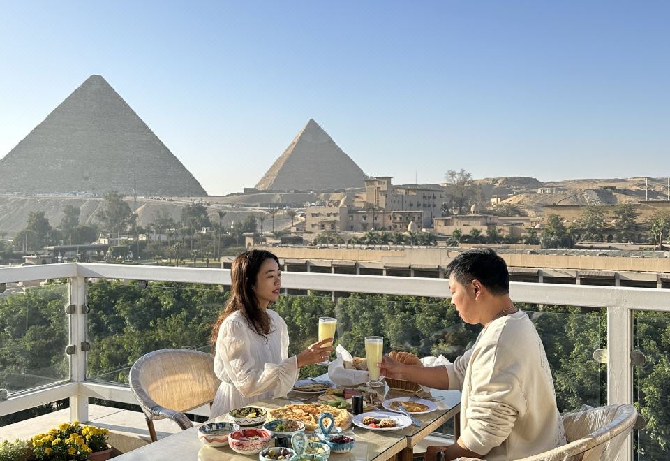 Doudou Pyramids View Hotel 객실