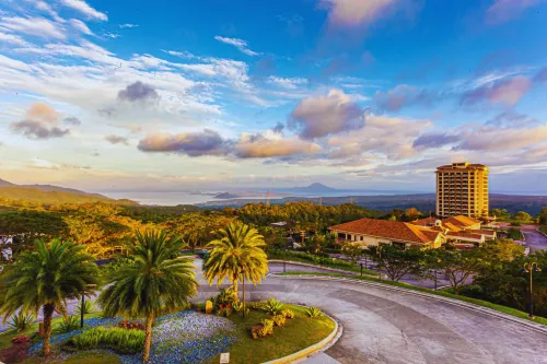 Splendido Tagaytay Hotel and Country Club Hotels in Laurel