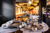 TRIBE Riga City Centre Hotel - Renovated 2026 - فطور