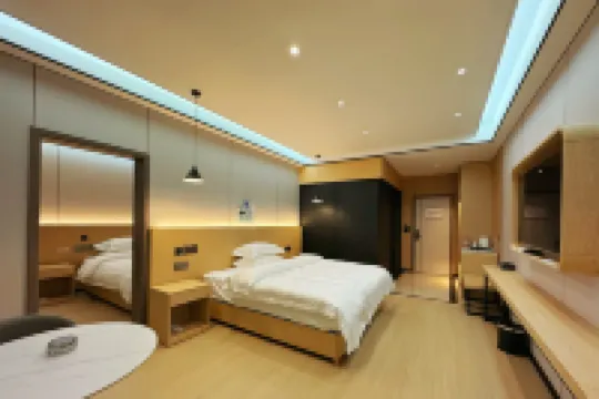 Jilong FuYang Hotel