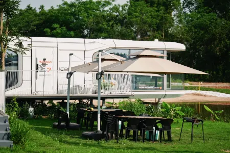 Jianjia Cangcang Field Camp (Foshan Yundonghai Wetland Park Branch) Отели рядом с достопримечательностью «Guangdong University of Business Studies»