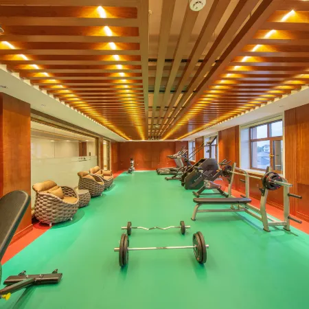 peninsula holiday inn