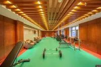 peninsula holiday inn - Gym