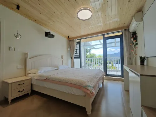 Huayu Riverside. Jingmi Xuan Homestay