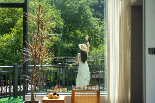Anji Suishe · Light Luxury Garden Family Vacation (North Zhejiang Canyon Rafting Shop)