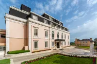 Olissippo Lapa Palace – The Leading Hotels of the World Hotels near Portuguese Industrial Association (AIP)