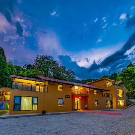 Yongsheng valley xianju  homestay