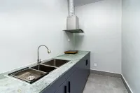 THE SQUARE KAMPOT HOTEL Hotels in 