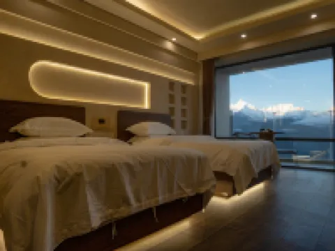 Guanjing Tiantang Hotel Hotels in Deqin