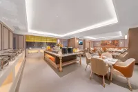 Vienna Hotel ( Zhanhua Runze Square Branch)