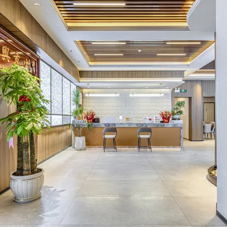 Kaitian Movie Hotel (Mengzi Wencui Road)