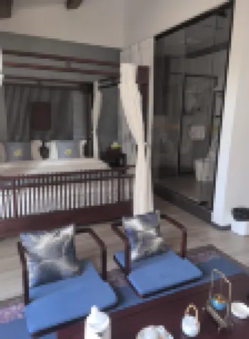 Yuemu Mountain House