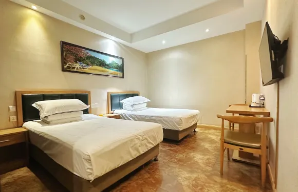 公主嶺鼎澳商務賓館