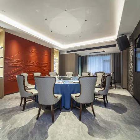 Fengmei Hotel (Yangzhou Dongguan Street Heyuan Branch)
