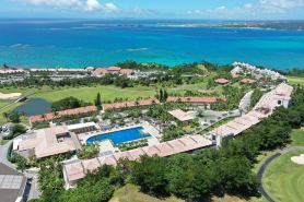 Kanucha Bay Hotel & Villas