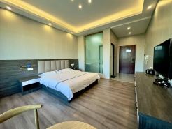Qiaochu Hotel (Mangshi Airport)