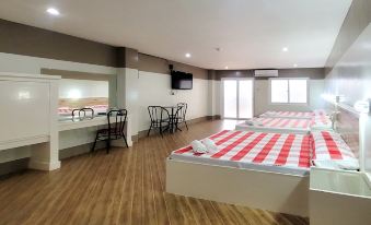 Green Meadows Hotel & Restaurant