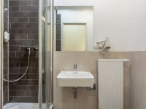 การ์เนอร์ โฮเทล เบอร์ลิน-เชินเนอแบร์ก บาย IHG โรงแรมใกล้อาคารไรชส์ทาค