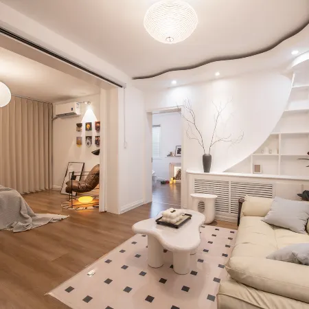 Warm Tides · Maree Urban Stylish and Luxurious Boutique Stay
