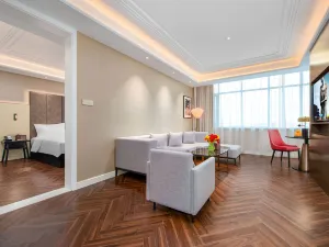 METROPOLO JINJIANG HOTELS-- Gaoyou Wenyou Middle Road