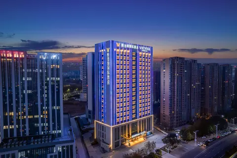 Vienna International Hotel (Xuchang Furong Lake Branch)