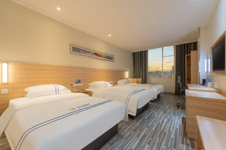 City Scenic Hotel (Enshi Tusi City) Отели рядом с достопримечательностью «Hubei Enshi College»