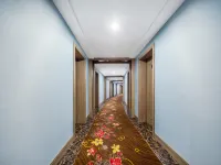 Wuyi Manyar Hotel - Bãi đậu xe