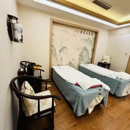 Shanghai Maixinge International Hotel (Zhoupu Metro Station Wanda Mall)
