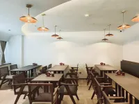 Yiqianlingyiye Courtyard-Style Hotel (Shaoxing Shusheng Guli Cangqiao Old Street) Hotels in Shaoxing