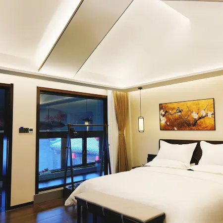 Luming Xuan Siheyuan Homestay (Datong Ancient City Branch)