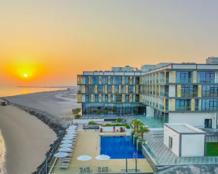 Beach Bay Hotel Mirfa Hotels in Al Dhafra