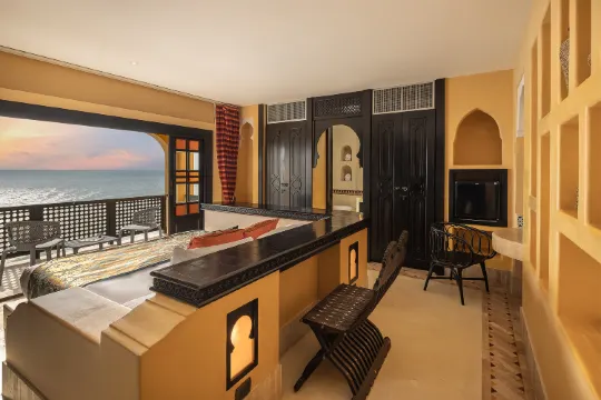 โมร็อกกันบีชฟรอนต์วิลล่า 2 ห้องนอน